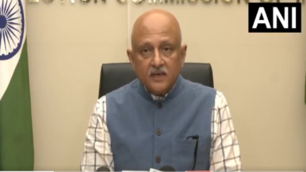 'SIR के सभी निर्णय तीनों आयुक्तों की सर्वसम्मति से लिए गए ', विवादों पर EC का आधिकारिक बयान जारी
