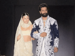 आलिया भट्ट-विक्की कौशल ने साथ में किया रैंप वॉक:मनीष मल्होत्रा के शो में बने शोस्टॉपर, देखें तस्वीरें | ACTPnews