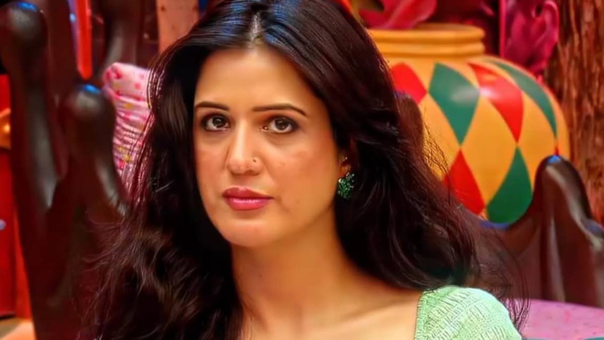 बिग बॉस 20 से कटा ईशा रिखी का पत्ता, बनीं शो से बाहर होने वाली दूसरी कंटेस्टेंट, एलिमिनेट होने पर हुईं भावुक | ACTPnews