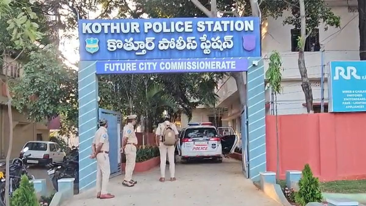रंगा रेड्डी में पुलिस का बड़ा एक्शन: टोल प्लाजा पर पकड़े गए 8 संदिग्ध शिकारी, 13 किलो हिरण का मांस और एयर गन बरामद
