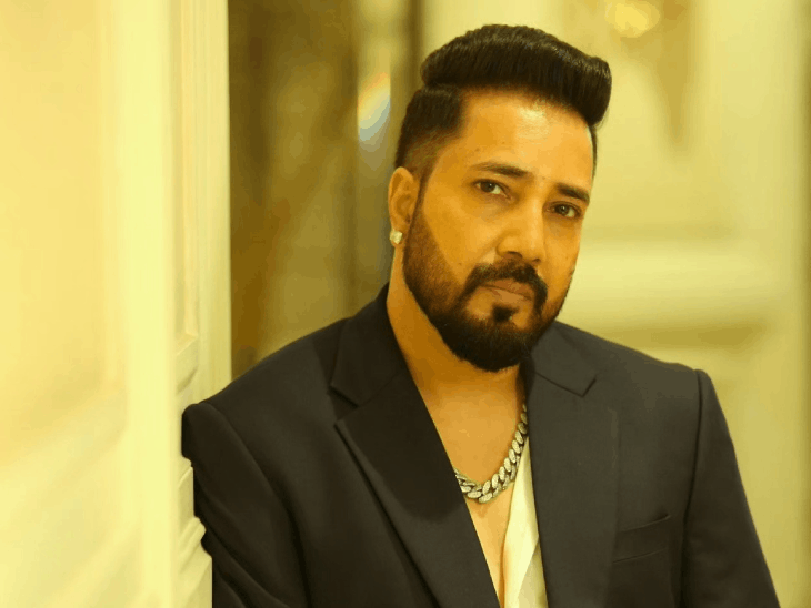 मीका सिंह और दिलजीत दोसांझ ने अब तक एक साथ मिलकर किसी भी गाने में अपनी आवाज नहीं दी है। - Dainik Bhaskar