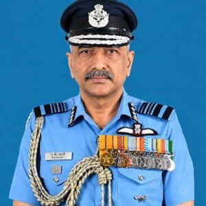 वायुसेना के नए प्रमुख बने आशुतोष दीक्षित, कार्यकाल 2028 तक:20 तरह के लड़ाकू जहाज उड़ाने में माहिर, कारगिल जंग में भी शामिल रहे | ACTPnews