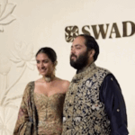 अंबानी परिवार के इवेंट में पहुंचे रणवीर सिंह:आमिर खान पत्नी गौरी के साथ आए नजर, कृति सैनन-गौरी खान भी पहुंचीं | ACTPnews