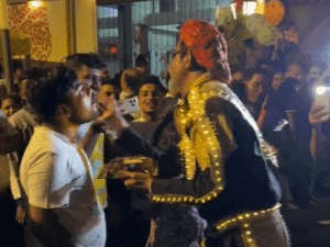 Amitabh Bachchan 84th Birthday | Fans Gather at Jalsa Mumbai Celebration | ACTPnews