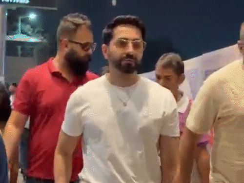 जयपुर पहुंचे आयुष्मान खुराना और सारा अली खान:परकोटा में कल होगा मूवी ‘उड़ता तीर’ का प्रमोशन; चोखी ढाणी में राजस्थानी अंदाज में दिखेगी जोड़ी